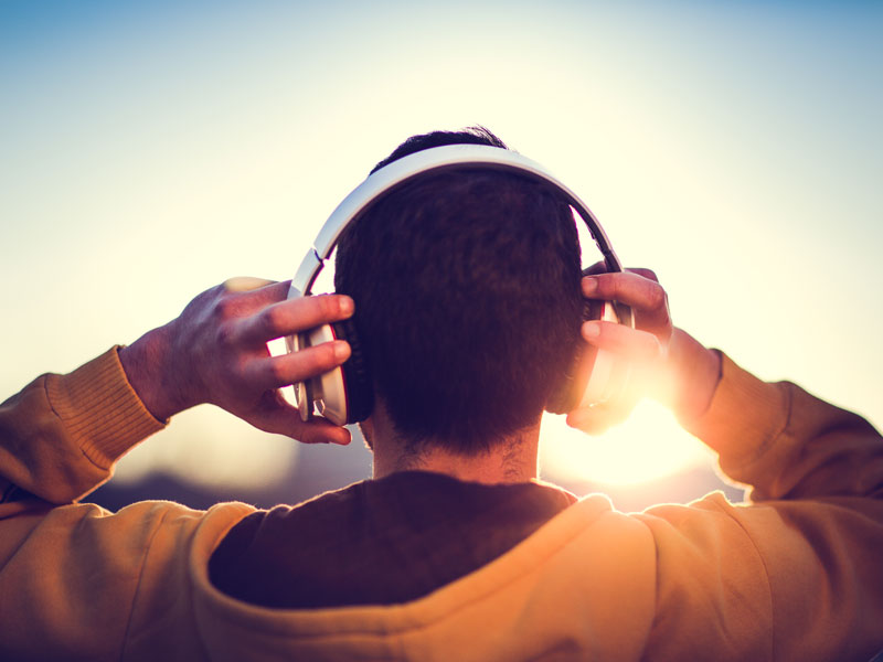 Aug-10-81844365-800x600